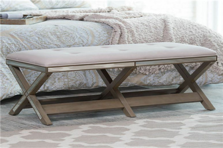 1.8米床配多大的床尾凳？